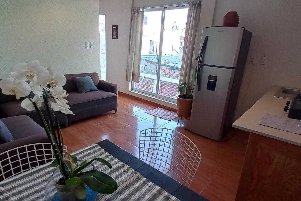 Depa Amadis Con 2 En Valle Alameda * Queretaro