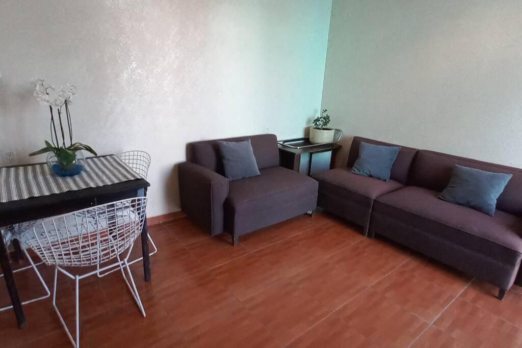 Depa Amadis Con 2 En Valle Alameda Apartamento Querétaro
